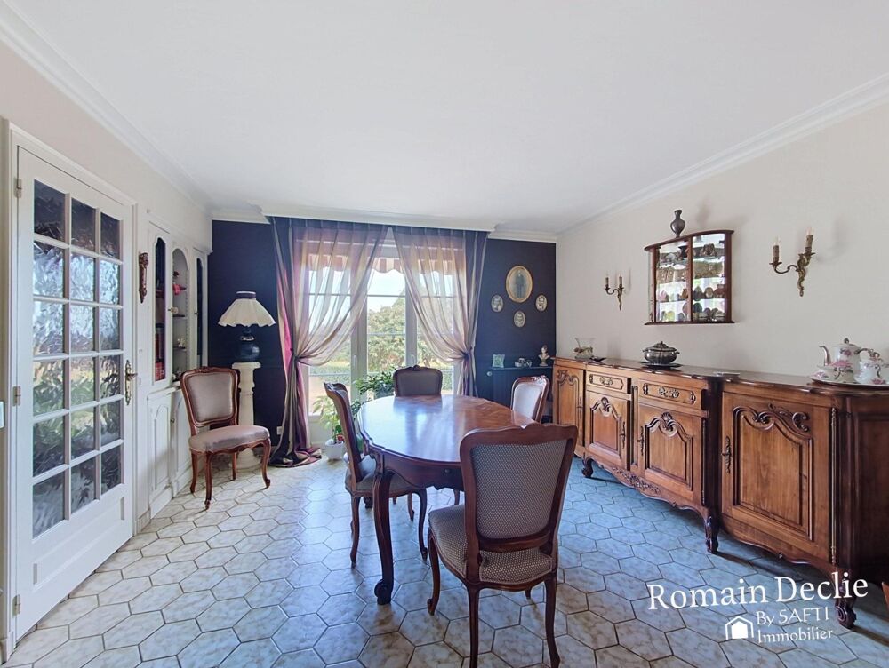 Maison de famille de 140m², 5/6 chambres, sous sol et jardin de 2500m²