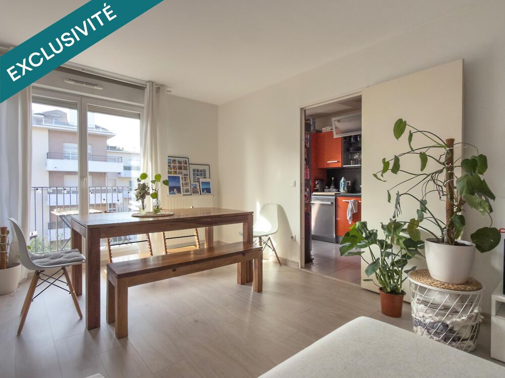 Appartement quatre pièces dans quartier récent