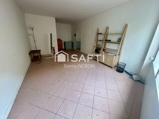  Immeuble à vendre 200 m²