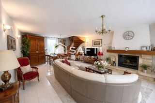  Maison à vendre 6 pièces 234 m²