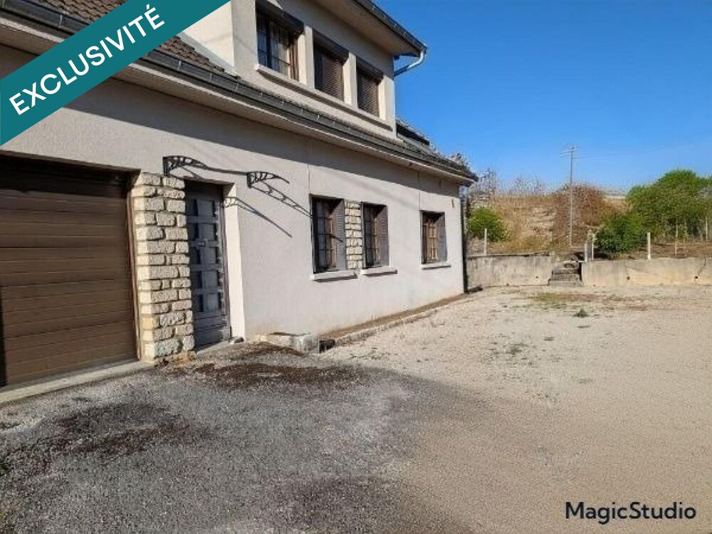 Vente Maison Maison familiale de 166 m² sur un terrain de 3 060 m² – 6 chambres – Fort potentiel à VILLERS FARLAY (JURA) Villers-farlay