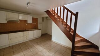  Immeuble � vendre 151 m�