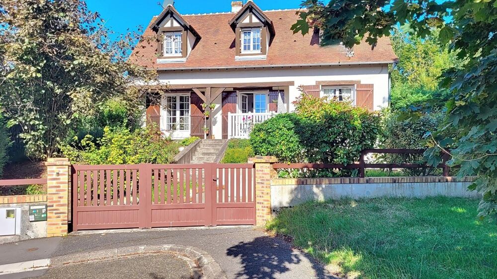 Maison sur sous-sol total au calme