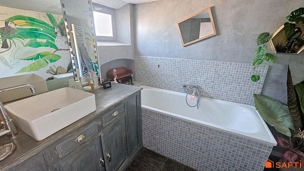 � vendre  Maison Villecroze (83690)