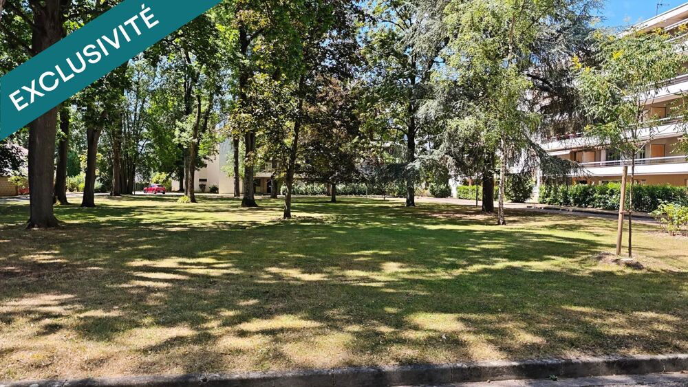 Studio de 30 m² en rez-de-chaussée avec extérieur privatif