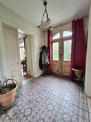  Maison � vendre 9 pi�ces 300 m�