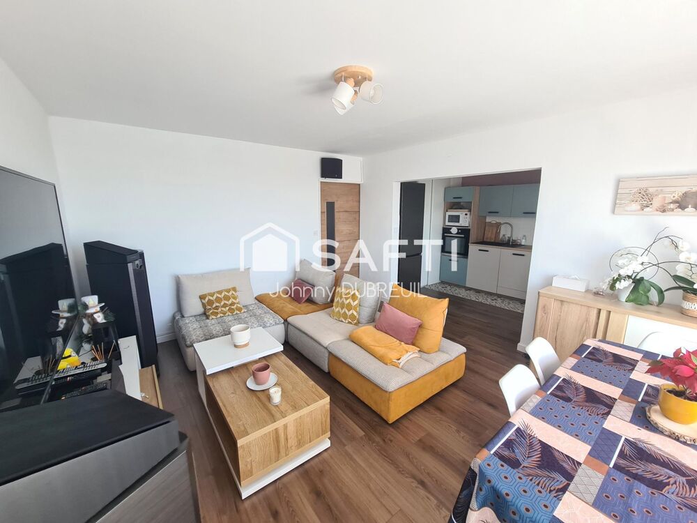 Vente Appartement HYERES - Appartement T4 lumineux avec terrasse et vue dégagée Hyeres