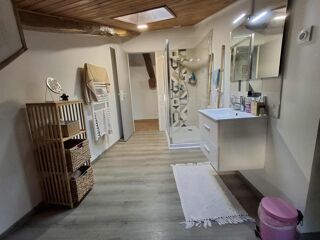  Immeuble � vendre 98 m�