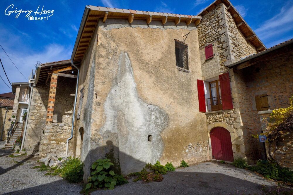 Immeuble anciennement à usage agricole