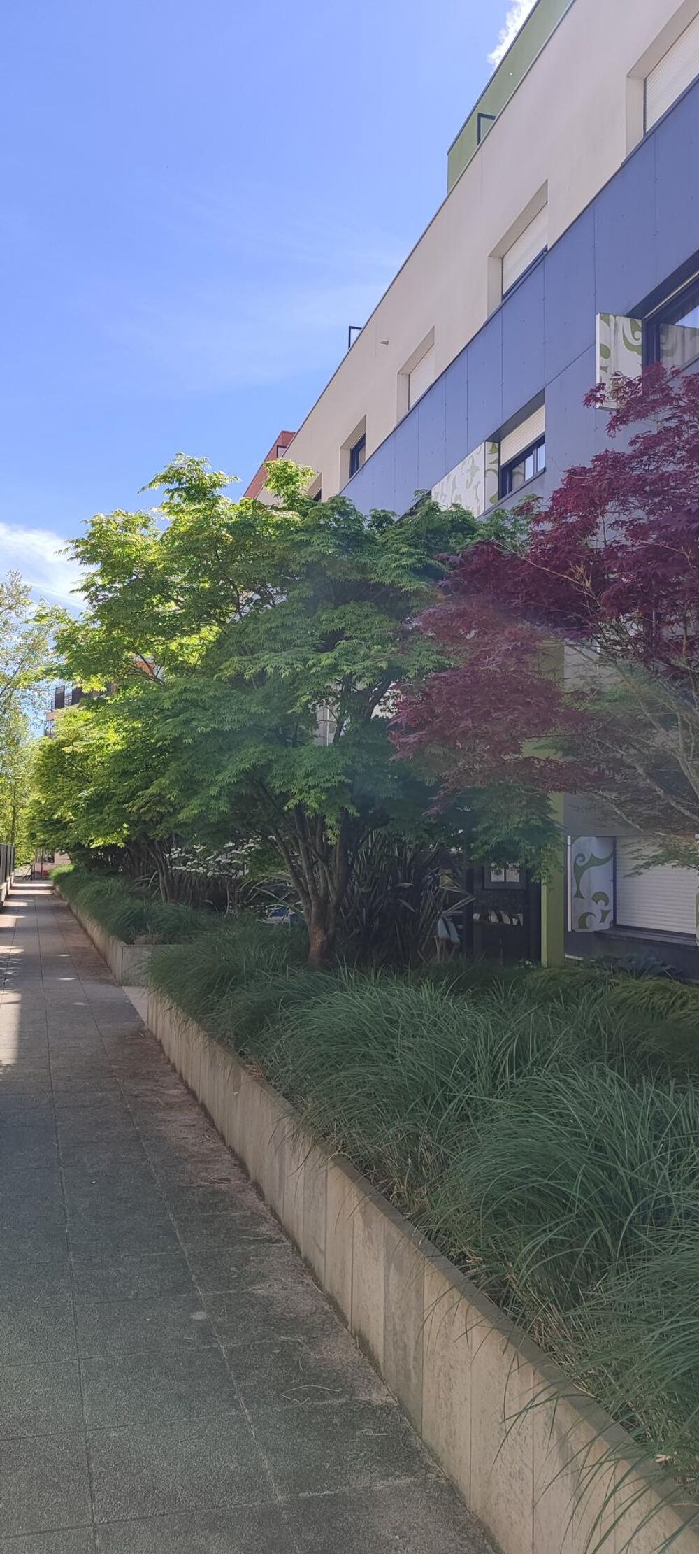Super logement type studio tout équipé et bien situé !