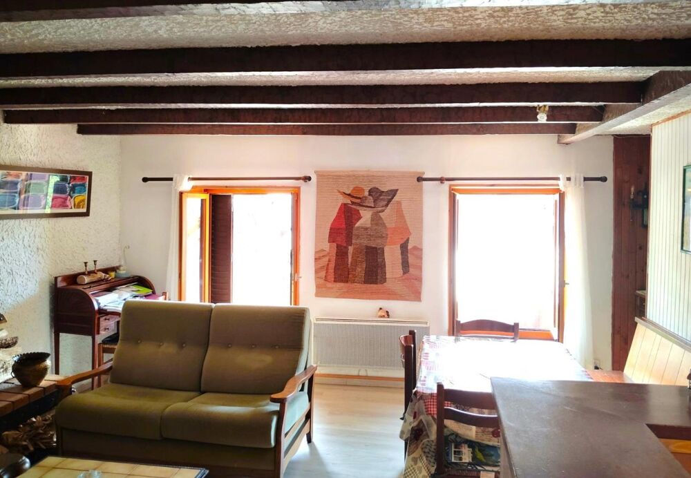 Vente Appartement Appartement T3 de 52,50 m² au cœur de Guillestre – Charme, emplacement et potentiel Guillestre