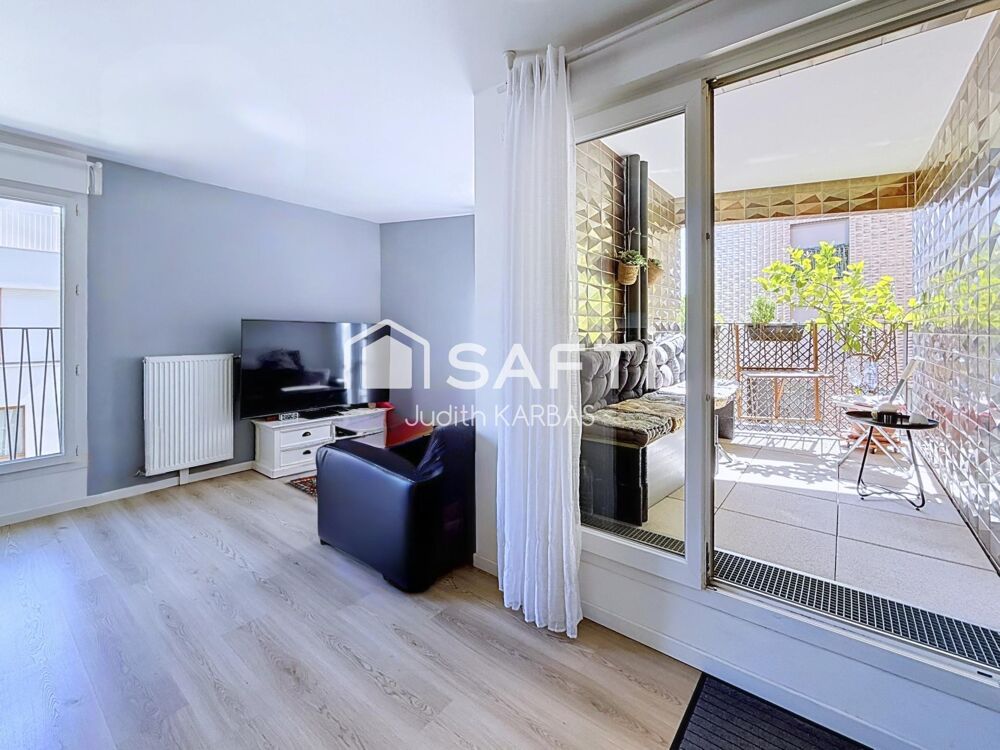 Vente Appartement Deux pièces avec patio Romainville