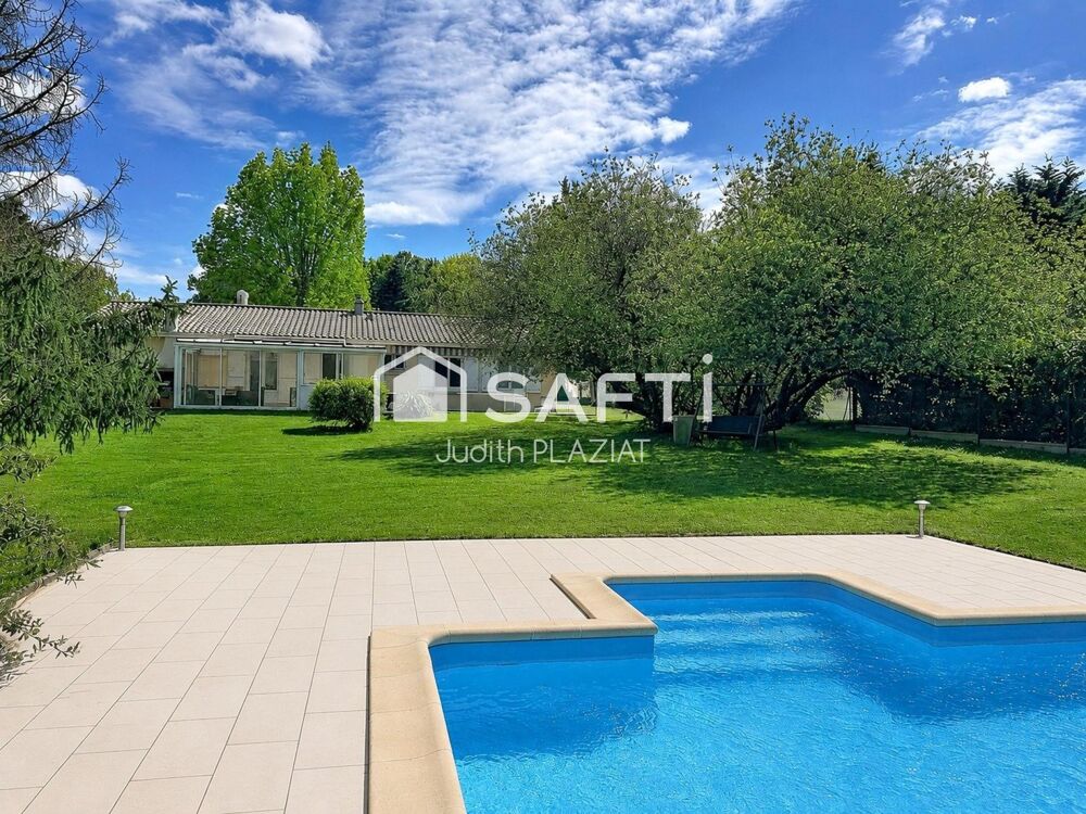 Maison 6 pièces 109 m² · à Sadirac · 109 m² · 379 000 €
