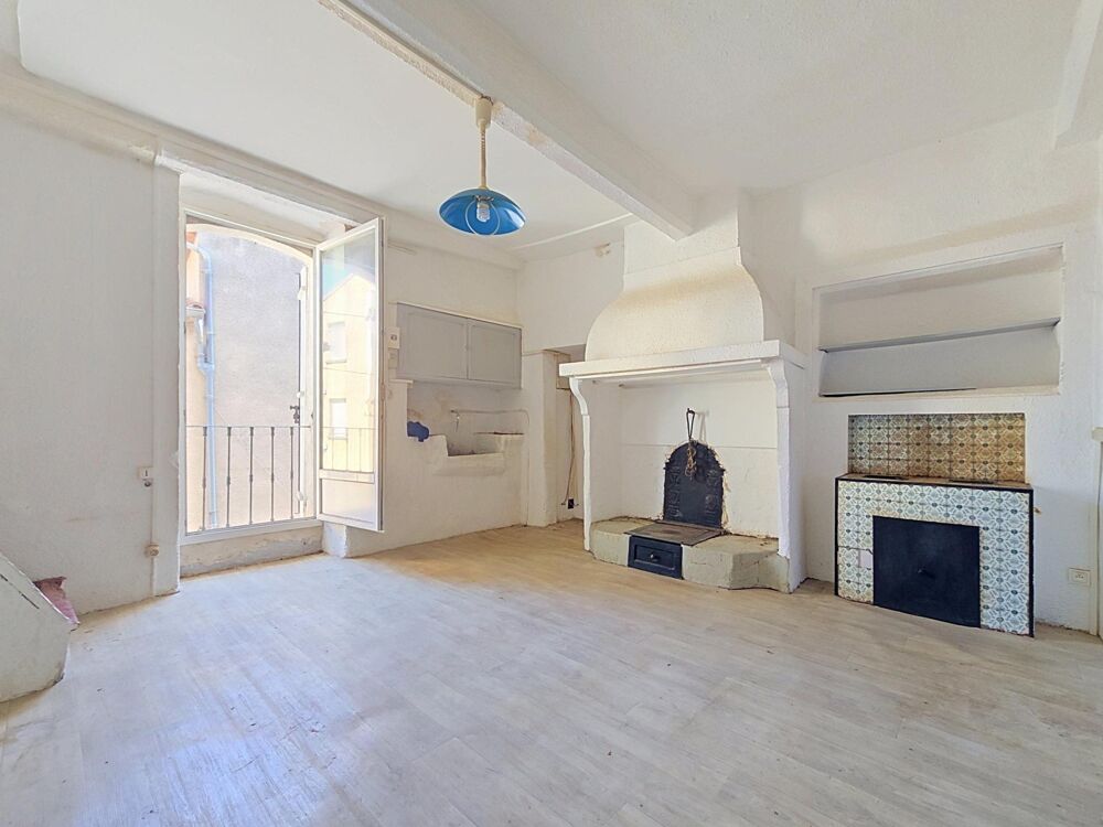 Vente Maison Une maison de village pleine de potentiel, avec immense garage et grenier aménageable, à deux pas de Lamalou-les-Bains. Herepian