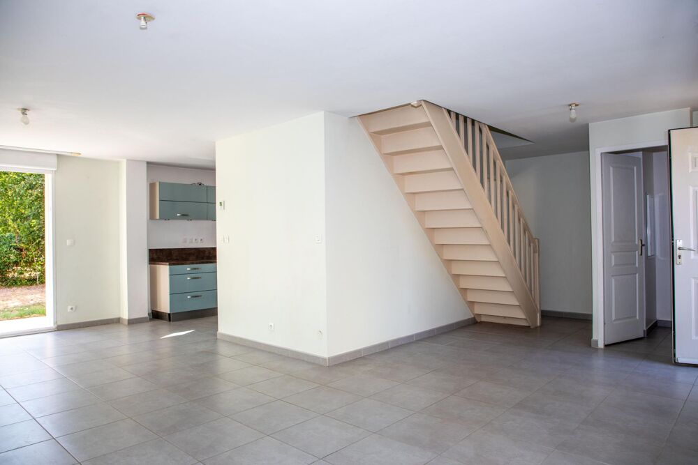 Belle maison 104 m2 - 4 chambres - Garage - DPE "D
