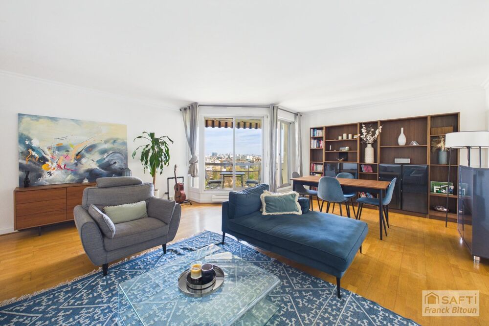 Vente Appartement Vue SEINE, ÎLE DE LA JATTE et TOUR EIFFEL. Balcon, cave, et box en sus. Courbevoie