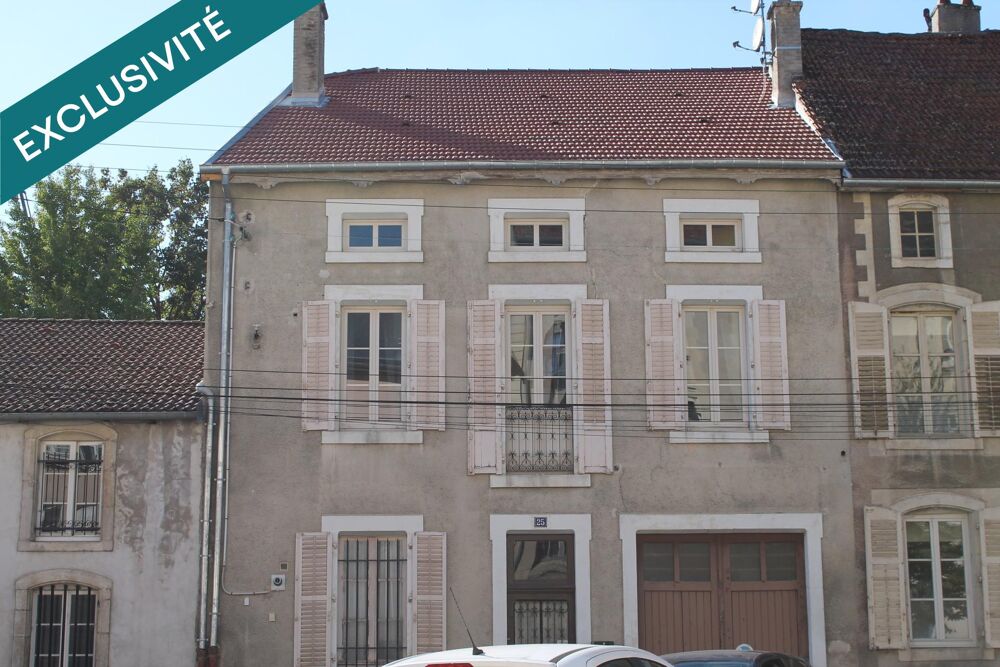 Vente Maison maison de centre ville avec une petite cour Neufchateau