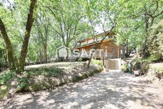  Maison à louer 6 pièces 180 m²
