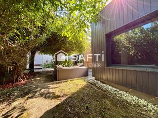  Maison  vendre 10 pices 240 m