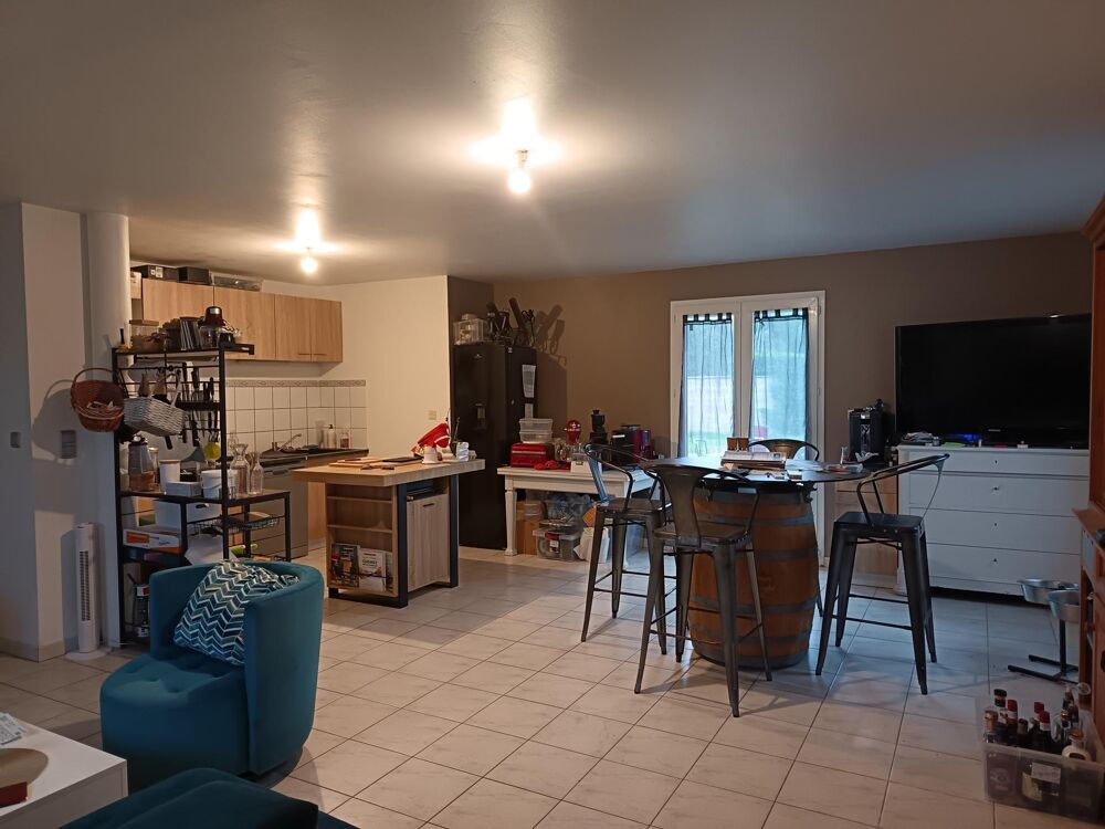 Vente Maison Charente Maritime, proche des commodités, pavillon de plain-pied composé d'une belle pièce de vie lumineuse, trois chambres, gar Etaules