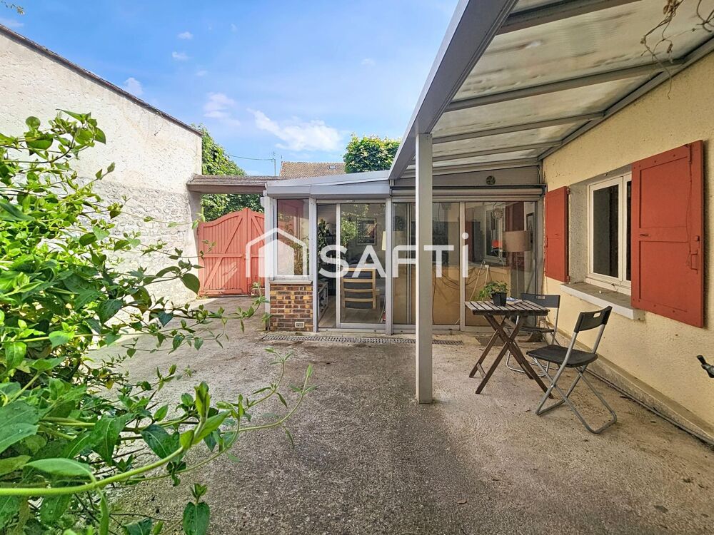 Maison avec grand jardin arboré de plus de 1 400 m²  Gare et commerces à pied