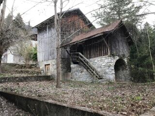 Vente Maison Arâches-La-Frasse 577 m2 habitables à réinventer Araches-la-frasse