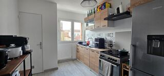  Appartement à louer 4 pièces 66 m²