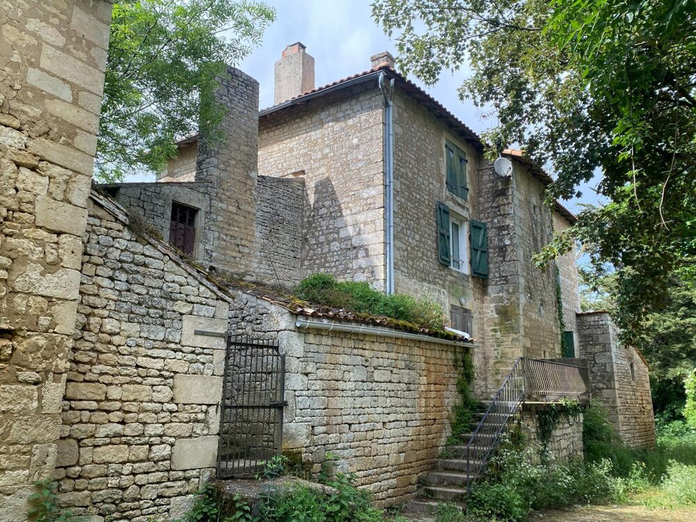 MAISON AVEC TRAVAUX 204M2 6CH DEPENDANCES, CAVES