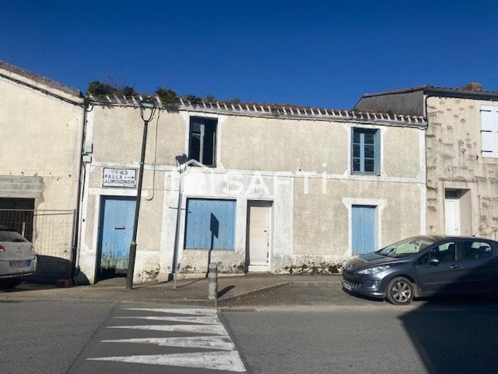 Saint Etienne de Mer Morte - Maison de 160 m² à rénover entièrement.