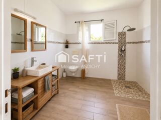  Immeuble à vendre 168 m²