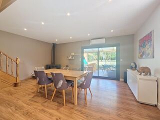  Maison à vendre 7 pièces 245 m²