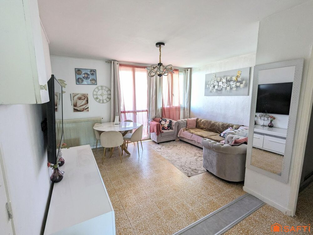 Vente Appartement Appartement 4 pièces avec garage et cave Nimes
