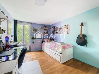  Appartement  vendre 4 pices 77 m