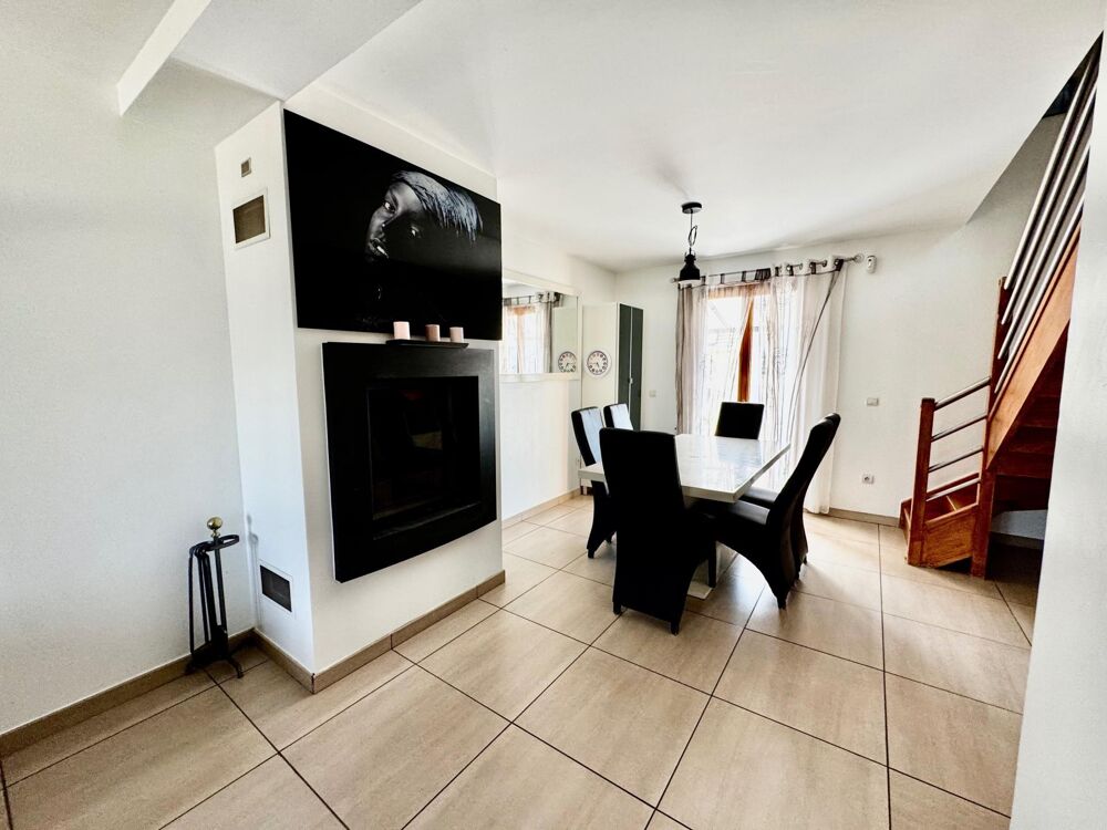 Vente Maison Maison 92 m2 - 3 chambres- 412 m2 terrain- garage-  Freneuse 78840 Freneuse