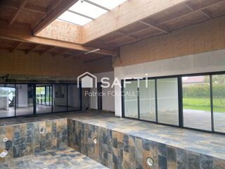  Maison � vendre 8 pi�ces 278 m�