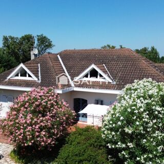  Maison � vendre 11 pi�ces 300 m�