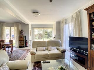  Maison à vendre 8 pièces 228 m²