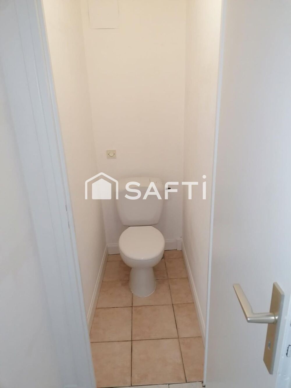 Vente Appartement RDC , ideal pour senior ou retraité , pres des commerces , bien situé ! La jarrie
