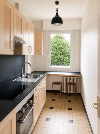  Appartement à vendre 2 pièces 59 m² La madeleine
