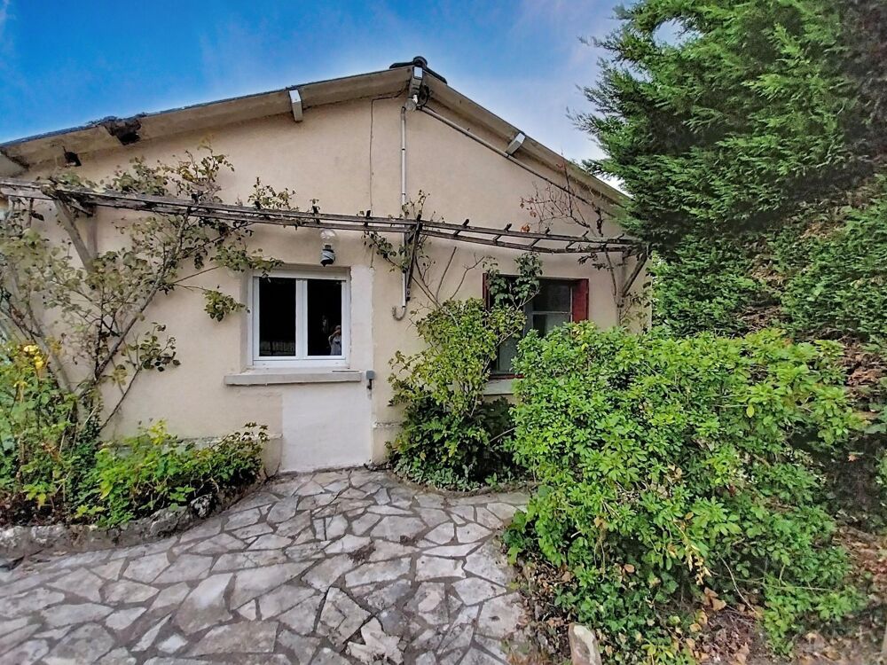 Vente Maison Maison de 64m² située sur une belle parcelle Cormery