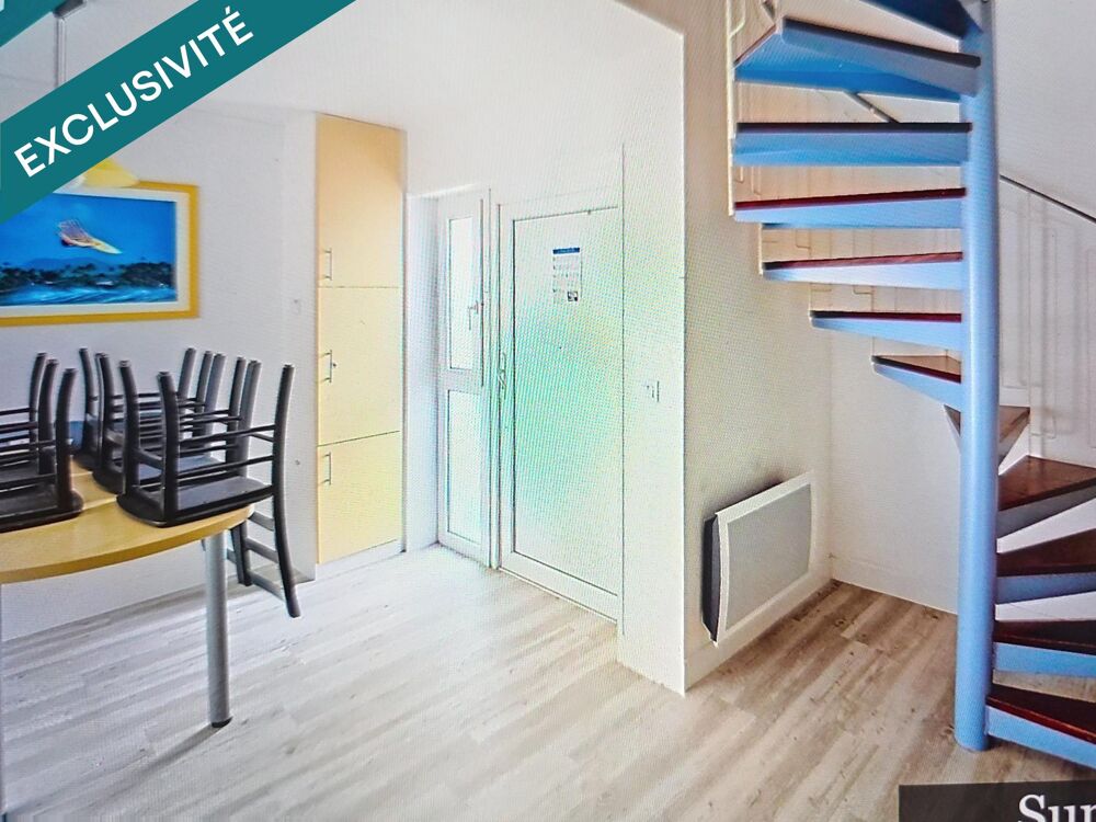 Appartement duplex avec deux chambres et plage et commerces à pied
