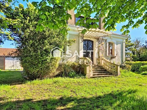   Maison Bourgeoise du XIX -�me si�cle Maison - 10 pi�ce(s) - 270 m�