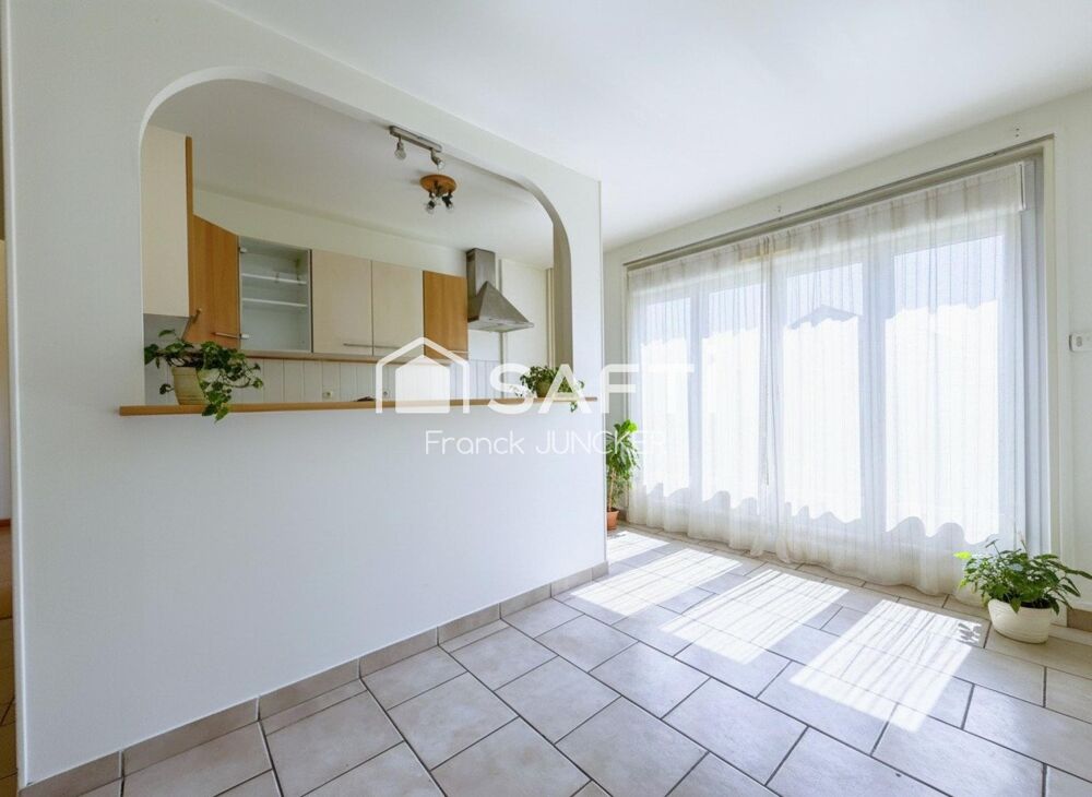 Appartement T2 Rez-de-chaussée avec Cave et Parking .