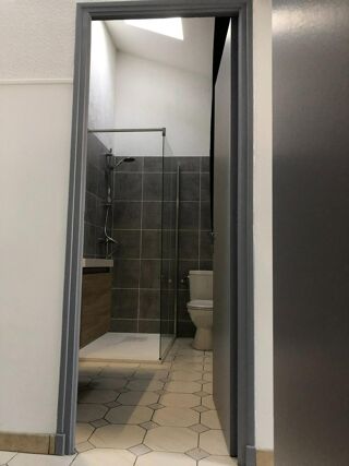  Immeuble � vendre 282 m�