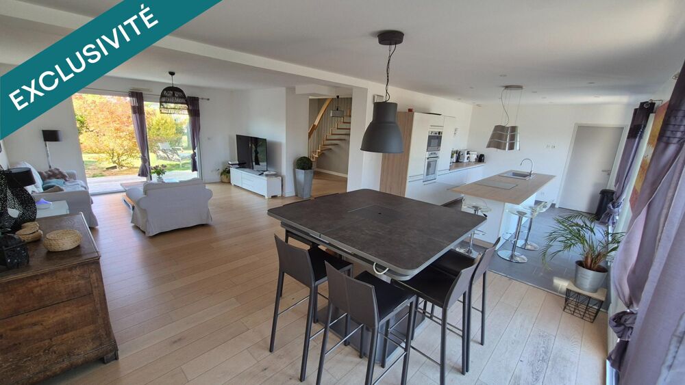 Maison contemporaine de 2015 à la Rivière de Corps