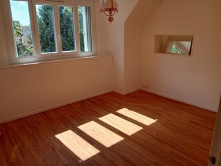  Maison  vendre 10 pices 180 m