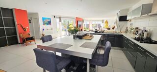  Maison � vendre 7 pi�ces 195 m�