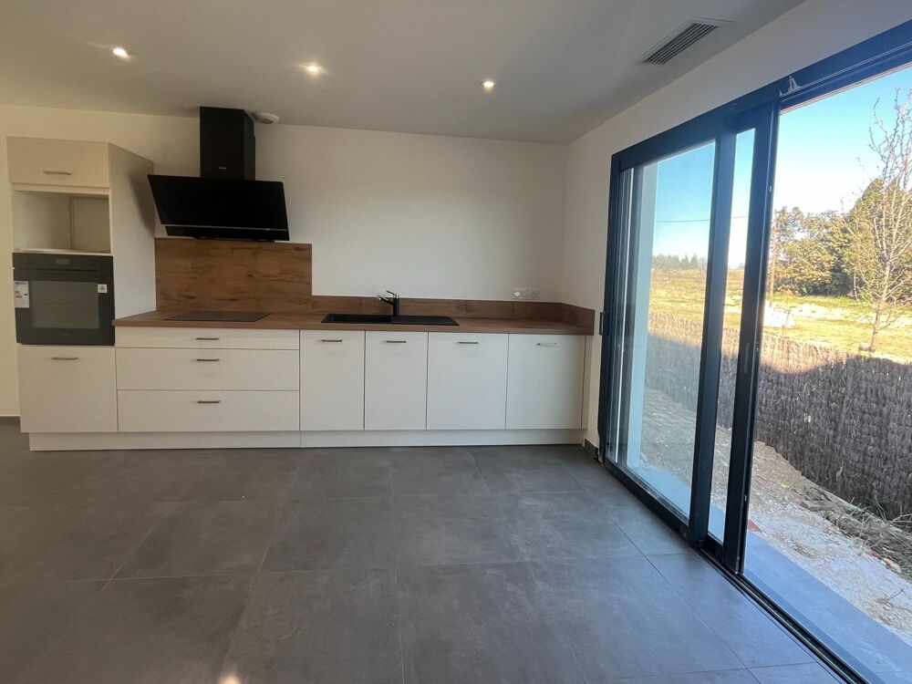 Maison neuve avec prestations haut de gamme