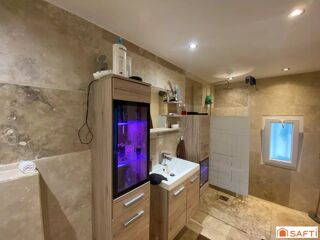  Maison � vendre 8 pi�ces 205 m�