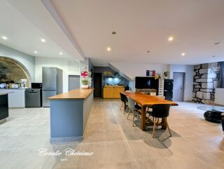  Maison à vendre 11 pièces 240 m²